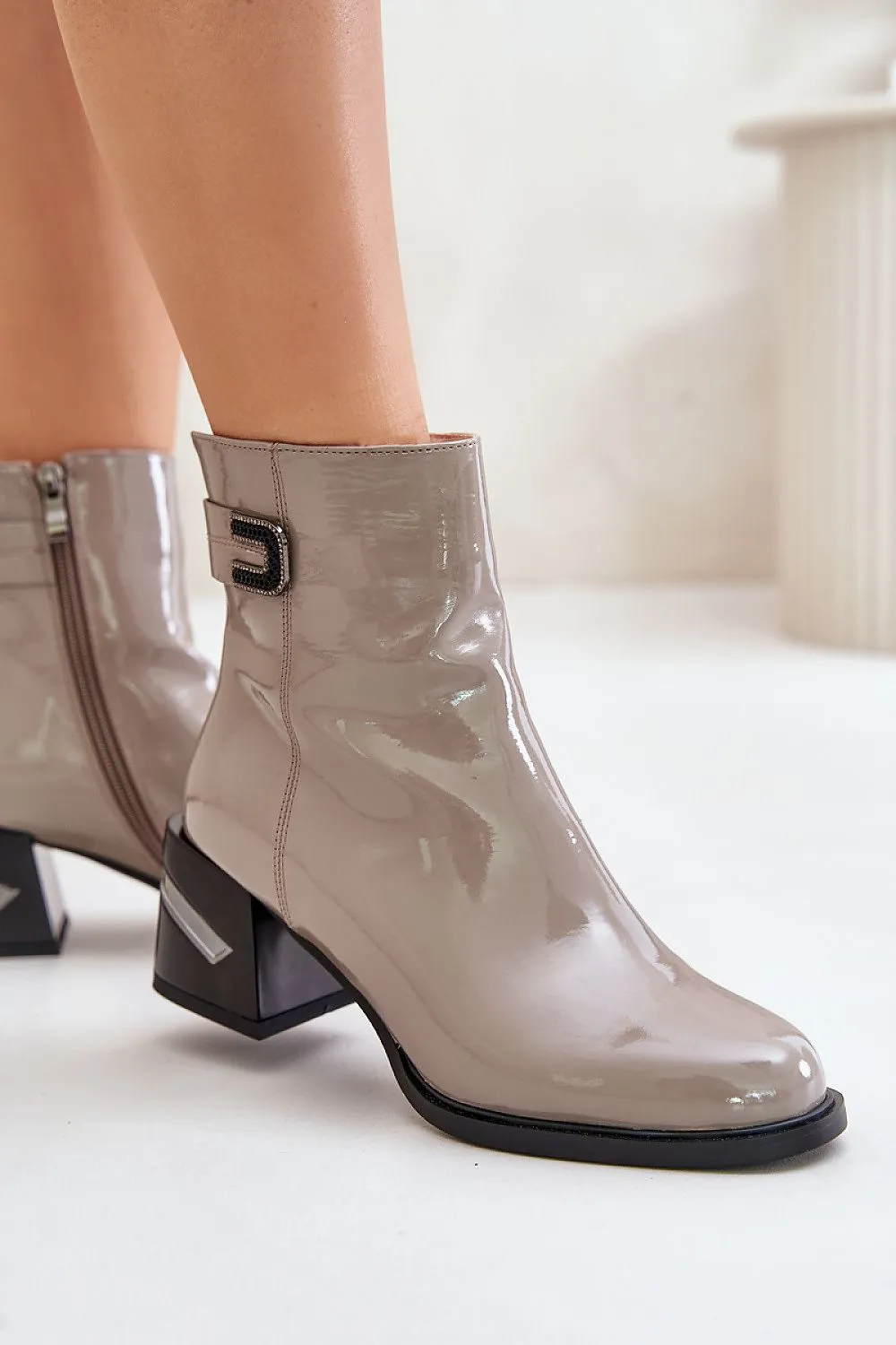 Elegant heel boots made of eco leather