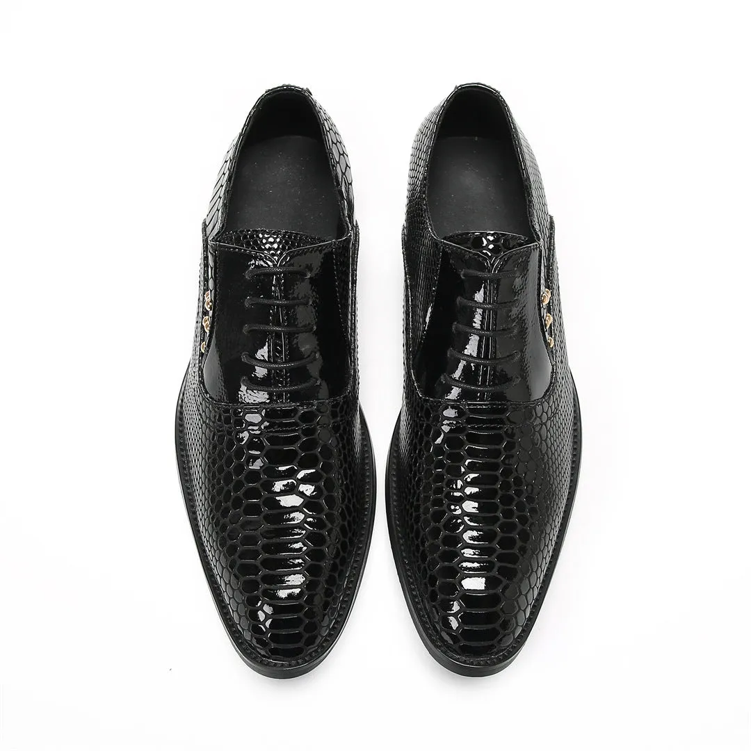 Italian men's shoes patent leather British style wedding shoes men's business dress leather shoes cowhide pointed bright leather derby shoes tide