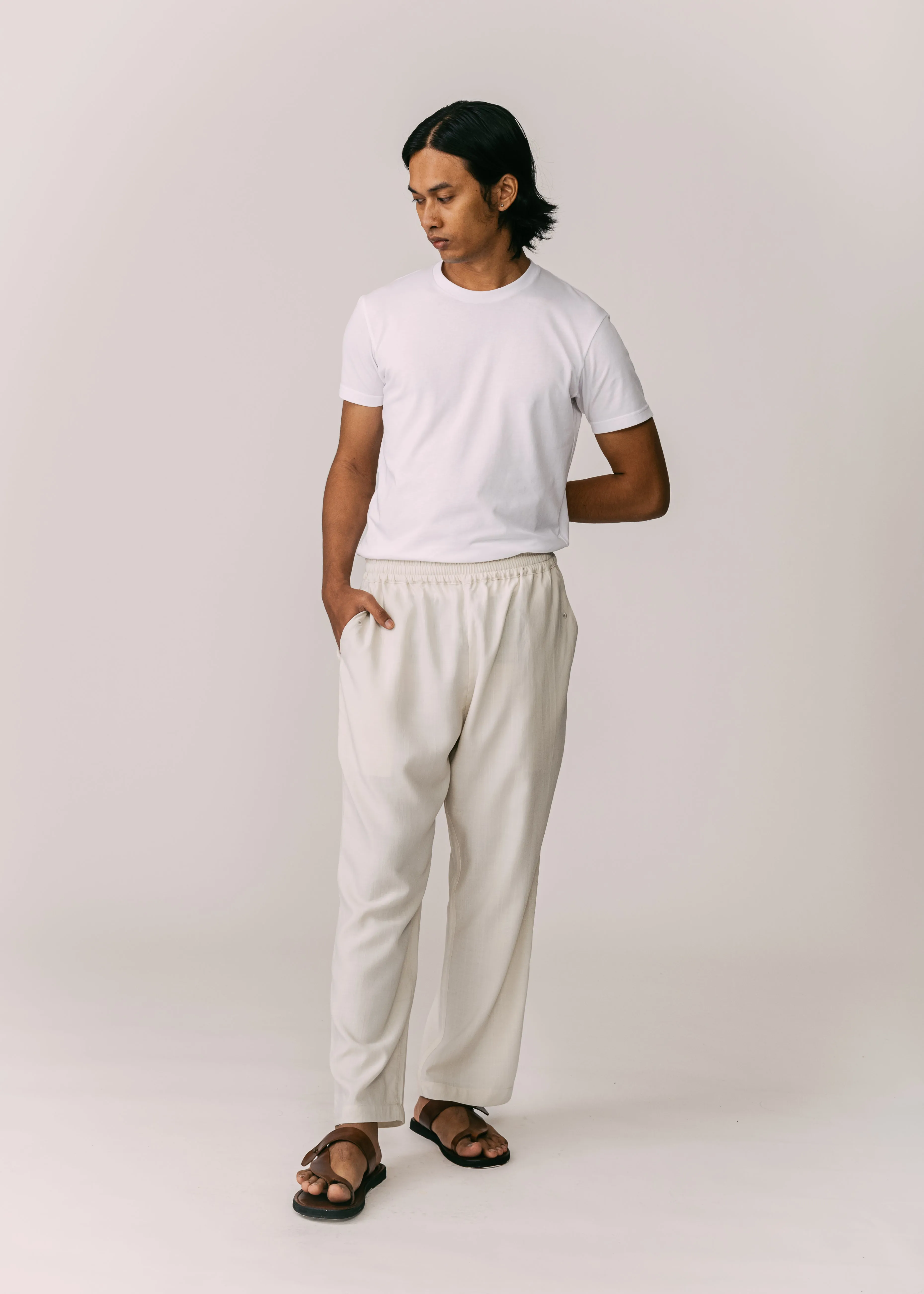 Men: Terus Straight Pants (Beige)