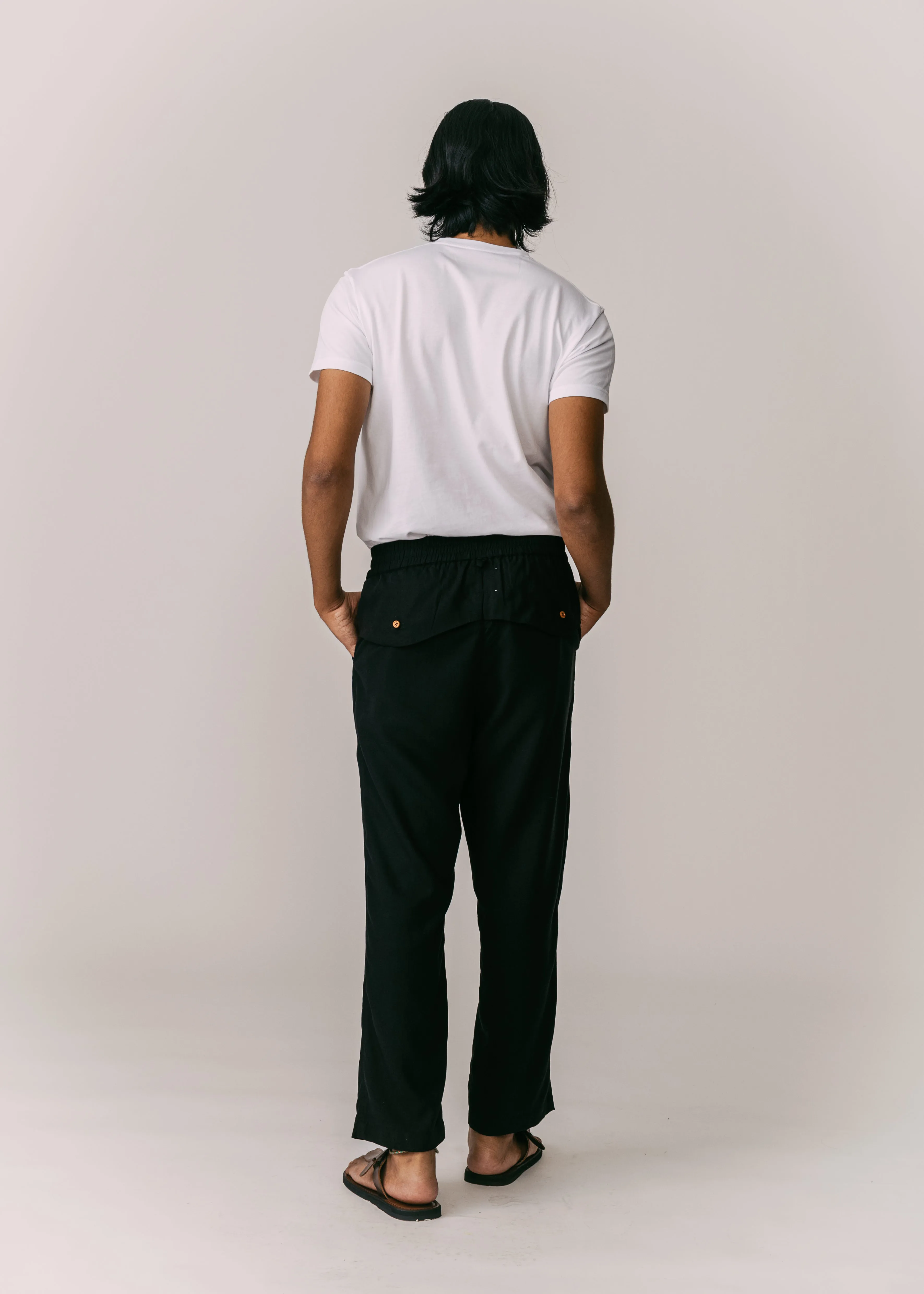 Men: Terus Straight Pants (Black)