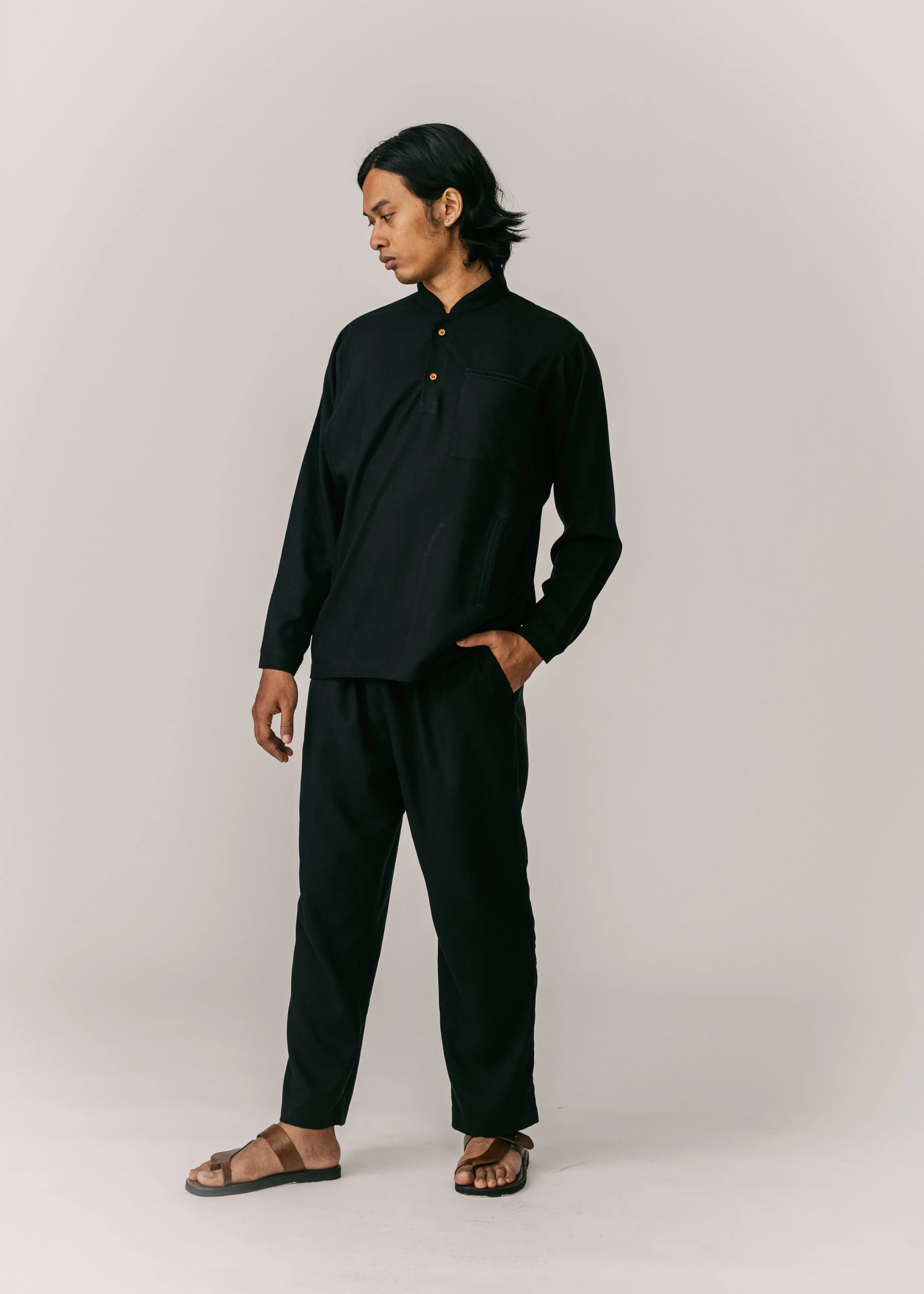 Men: Terus Straight Pants (Black)