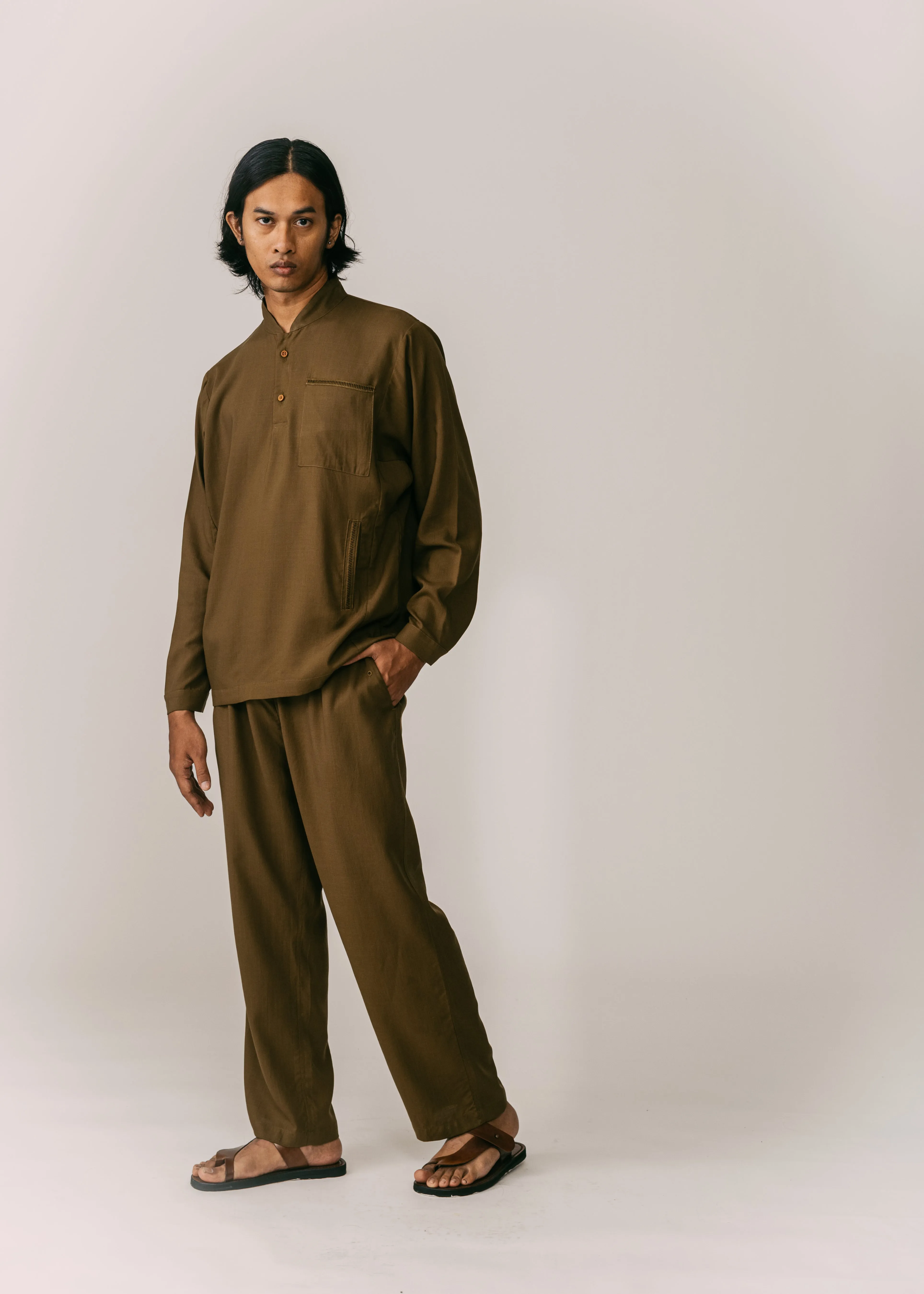 Men: Terus Straight Pants (Olive)