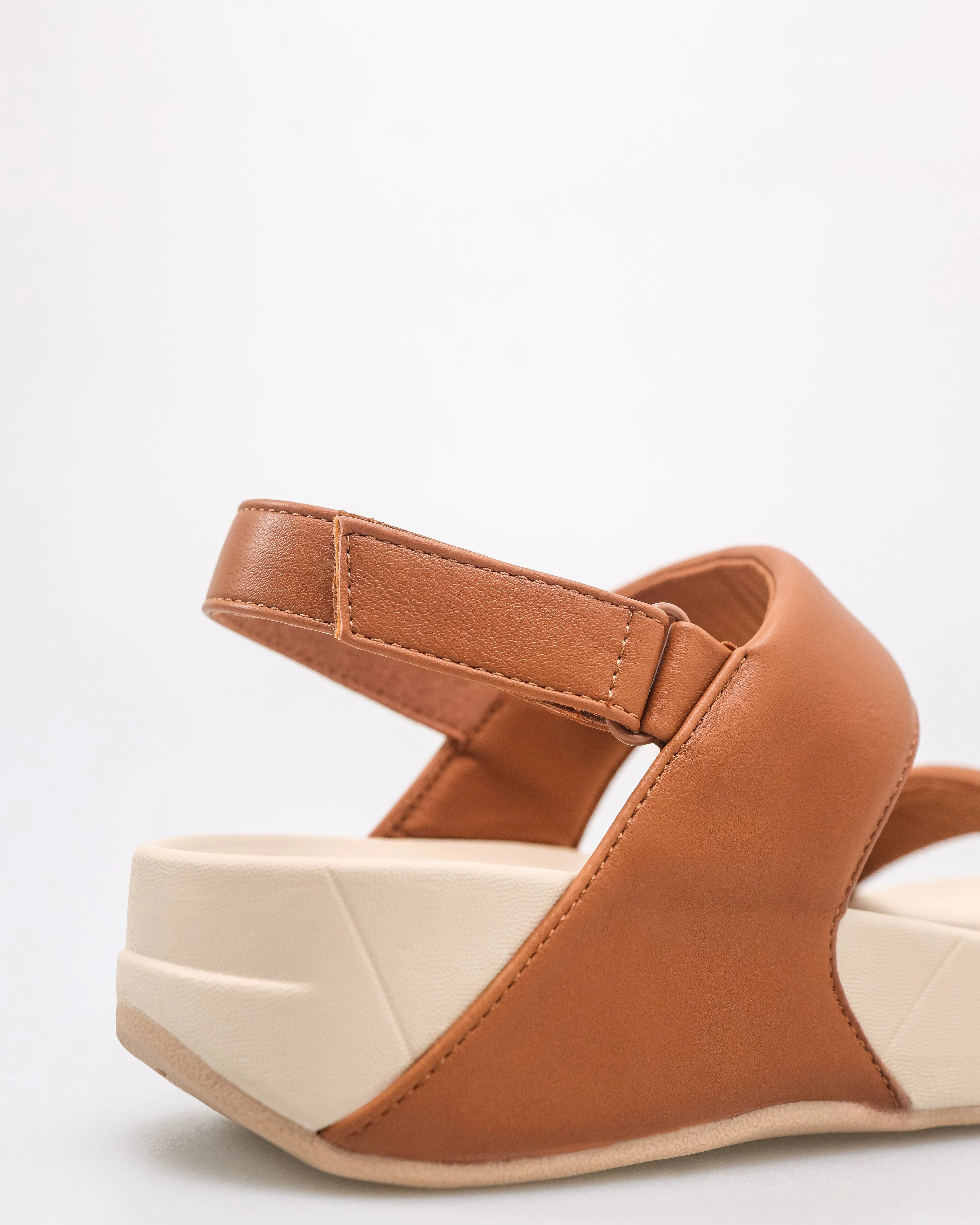 Tomaz NN409 Ladies Ease Slingback Sandal